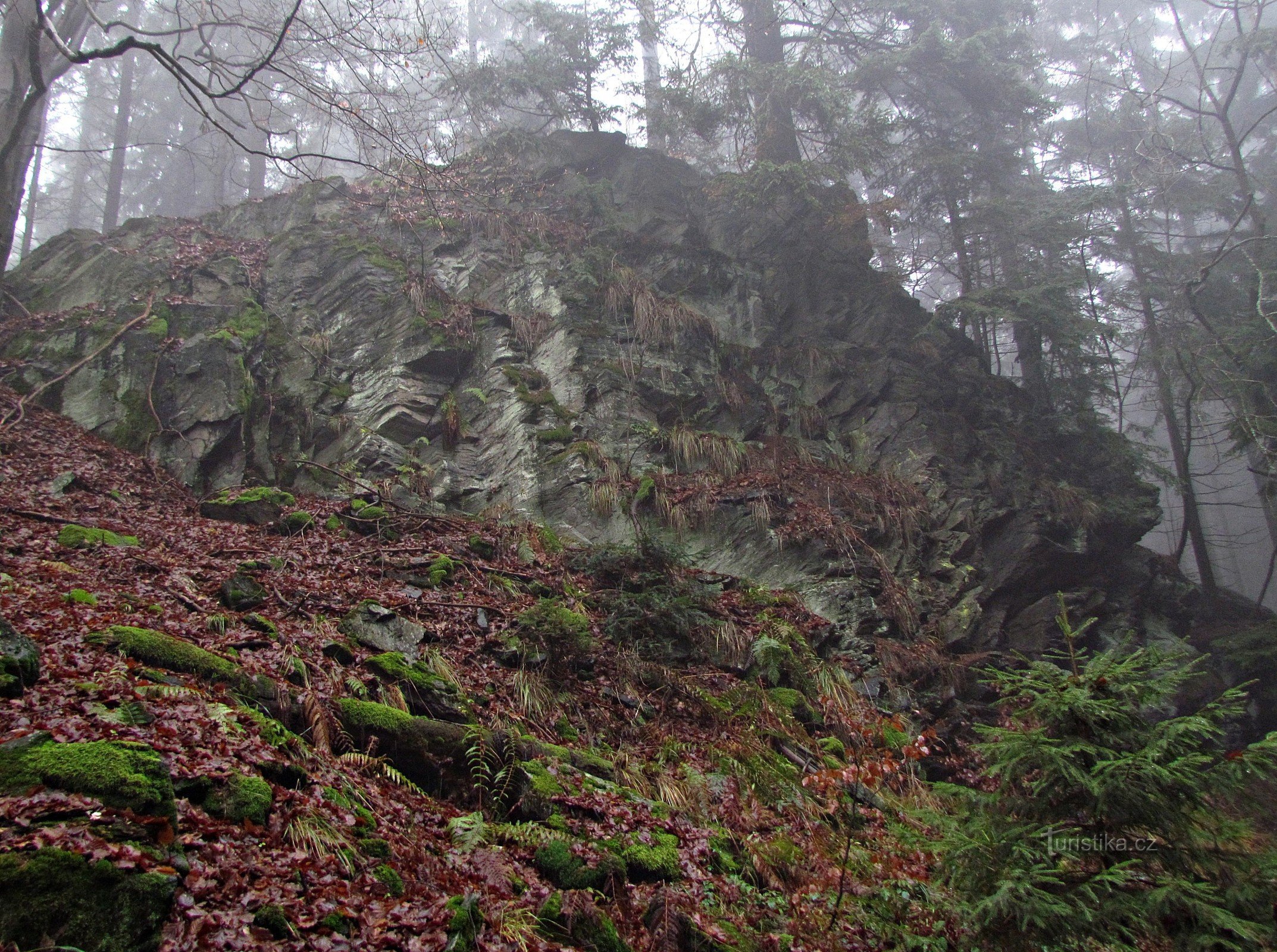 Felsenamphitheater am Südhang von Maliník