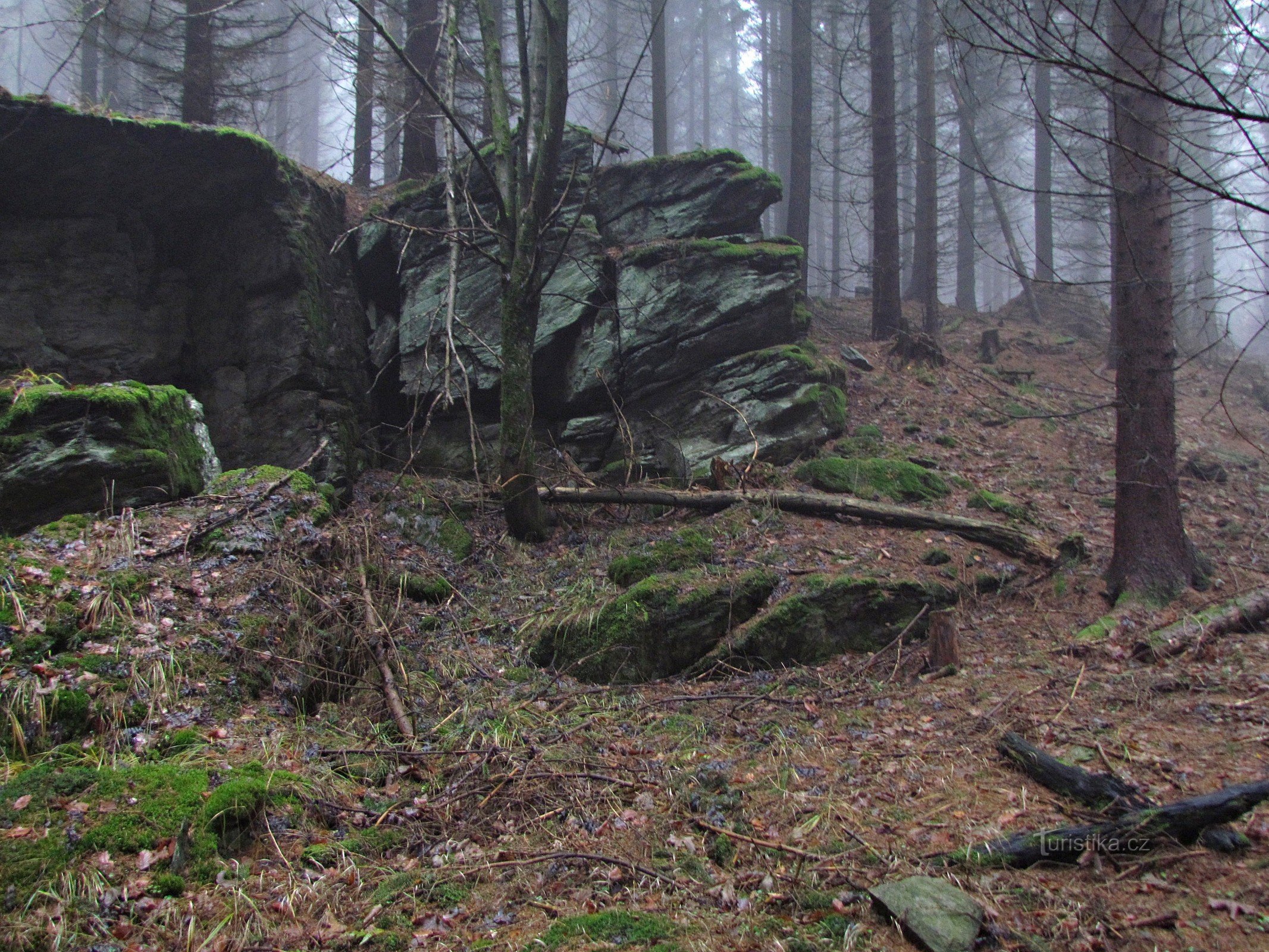 Felsenamphitheater am Südhang von Maliník