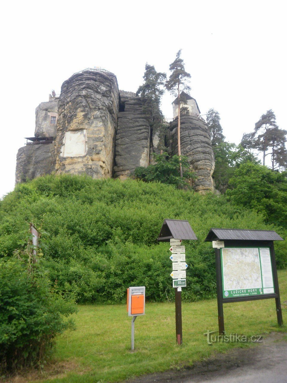 Skalní hrad Sloup