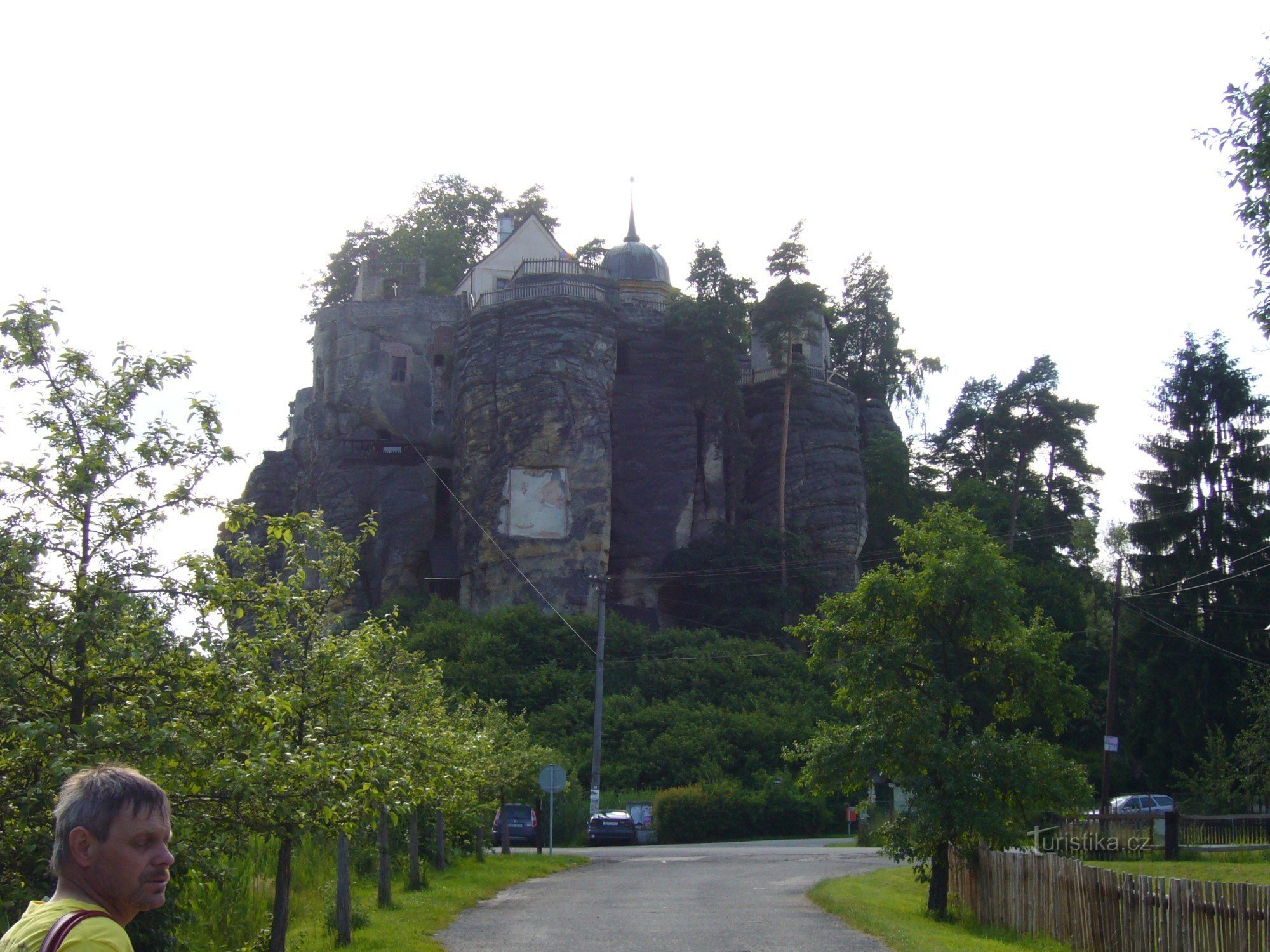 Sloup rock castle
