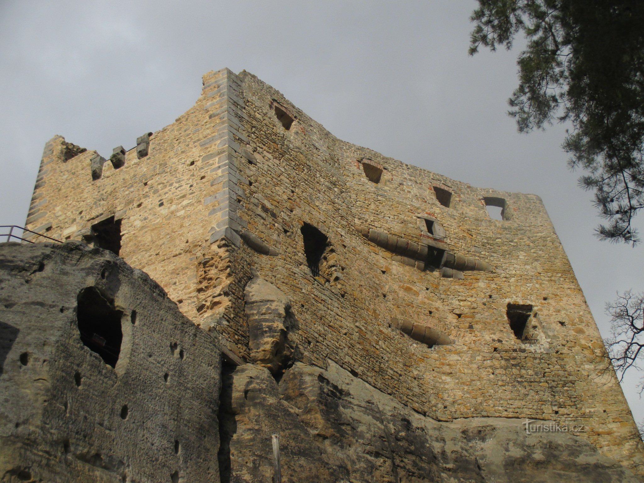 Château rocheux de Valečov