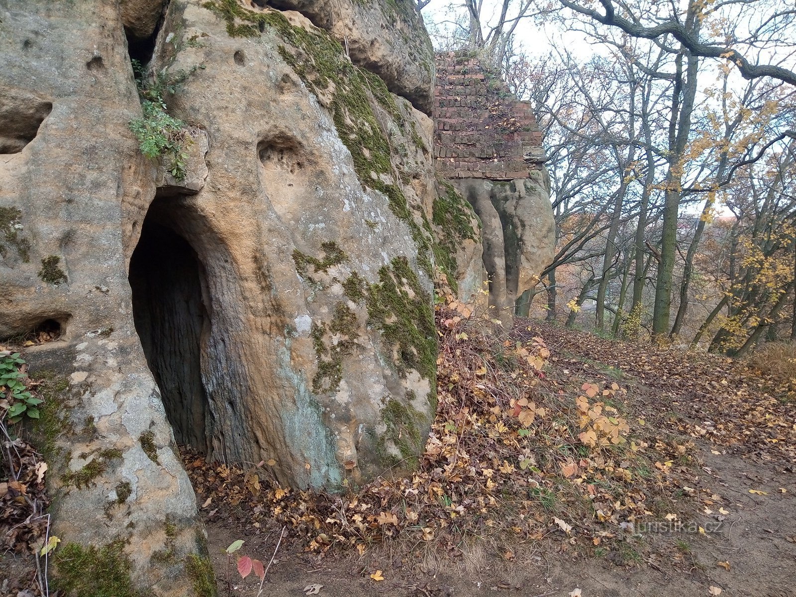 Castillo de roca de Hřídelík