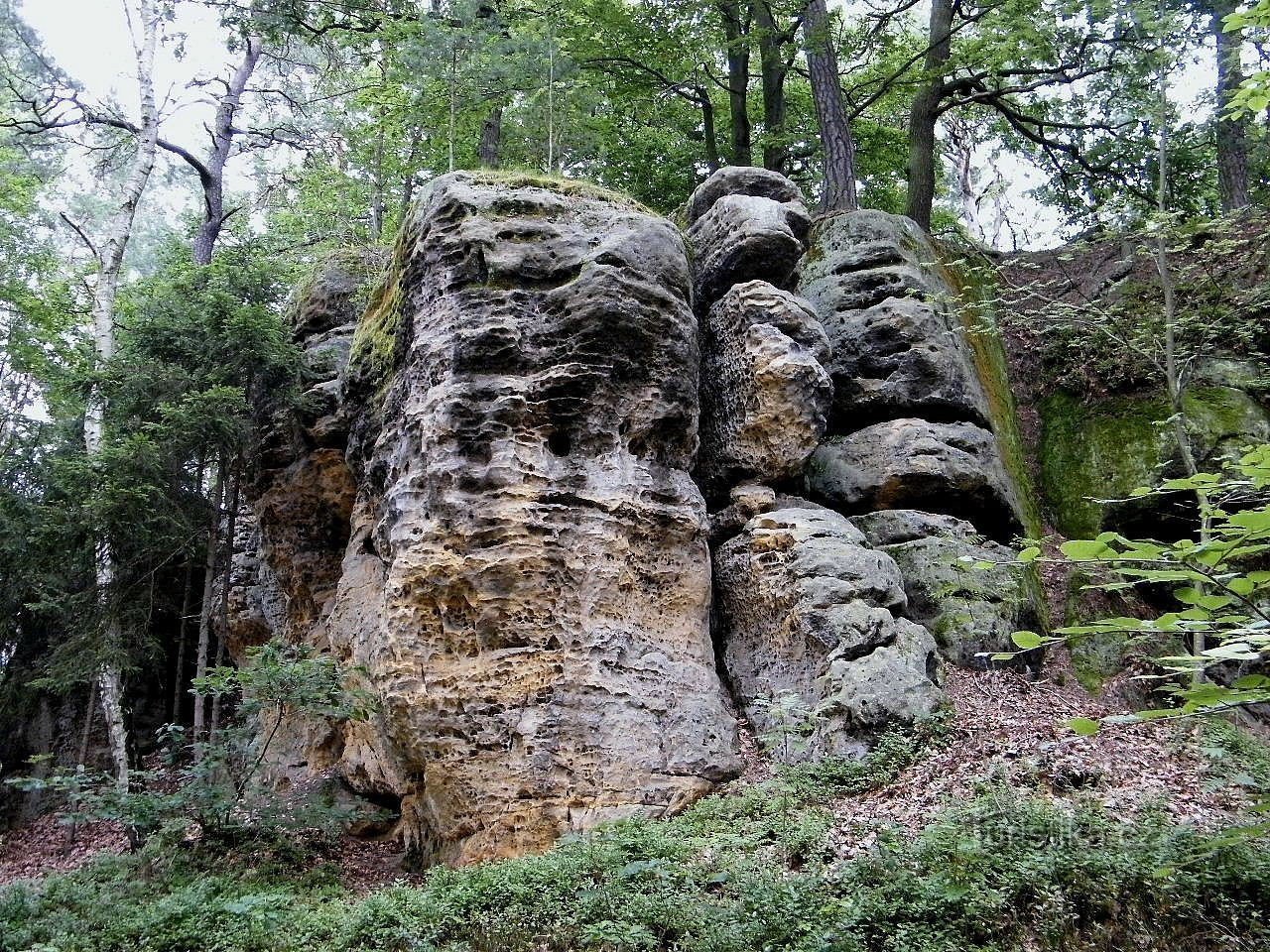 skalny zamek Kostelíček