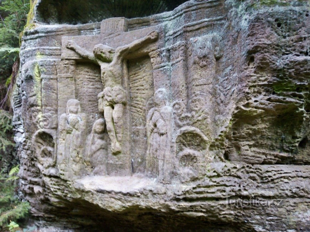 Le Calvaire rocheux sous les couvercles de Jestřebice (Jestřebice / Vojtěchov)