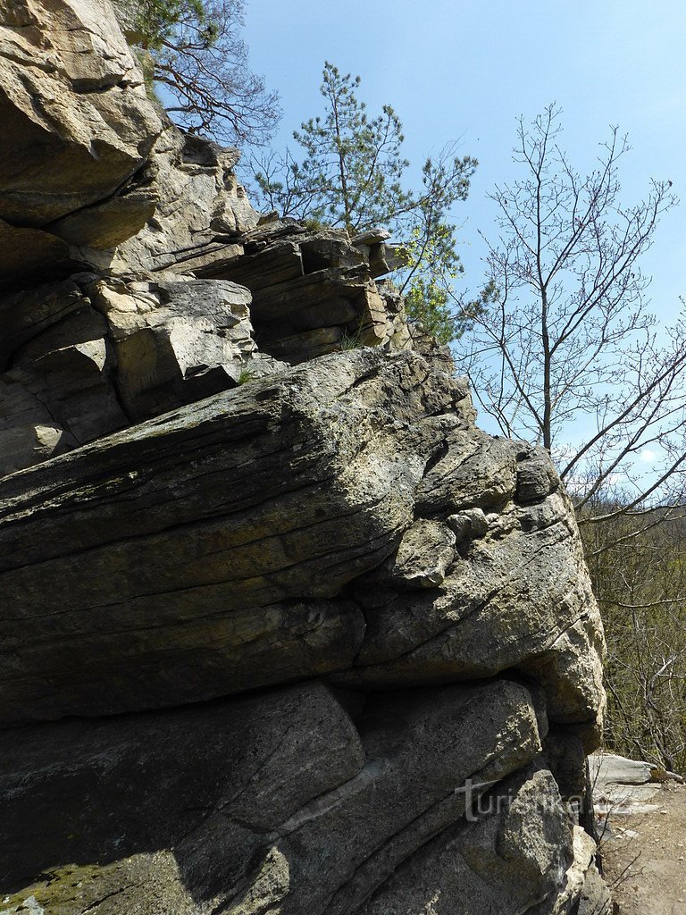 Bellezza rocciosa non lontano dal punto di vista sopra