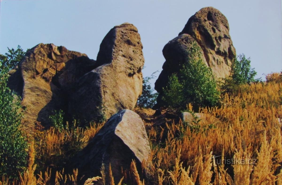 Скельні красуні в Hošťálková