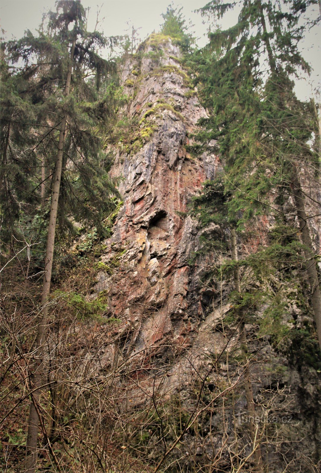 Felswand Býčí roh in Suché žleb