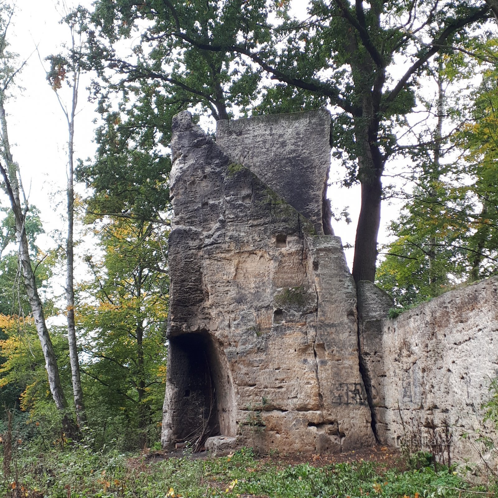 Fortaleza de roca de Jiljov