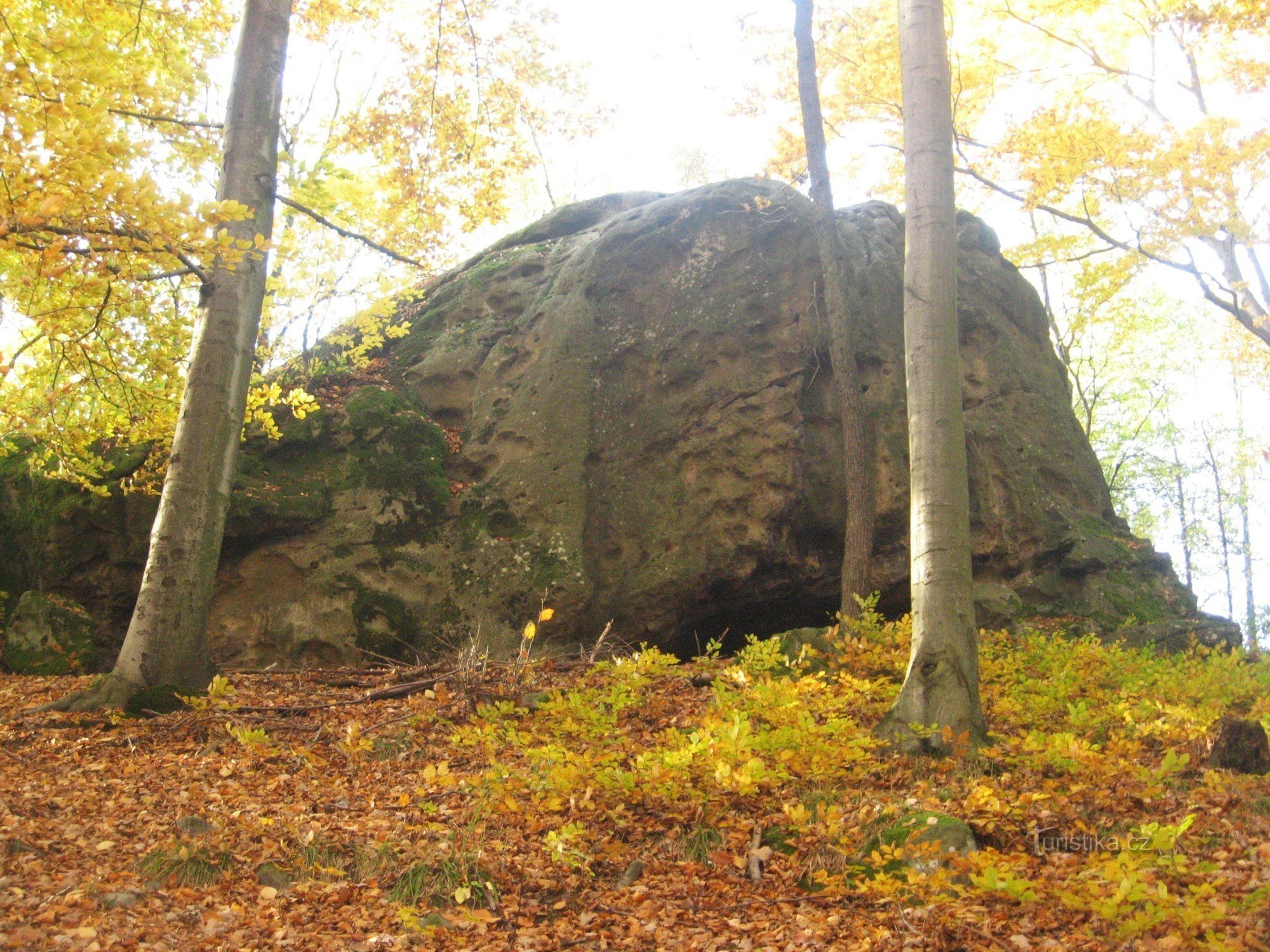 Rock formations of the Mladcov hills
