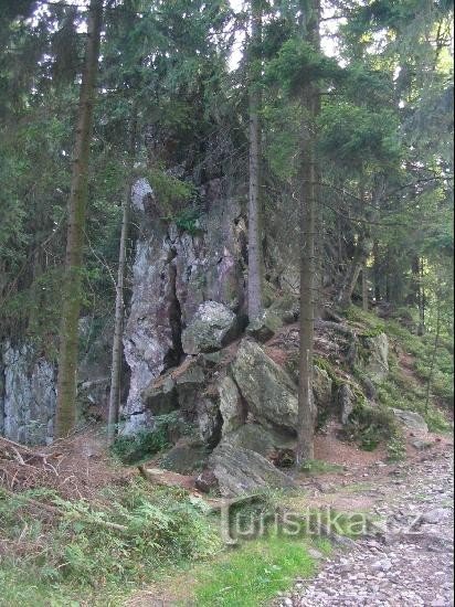 Formations rocheuses sur le chemin de Bleskovec