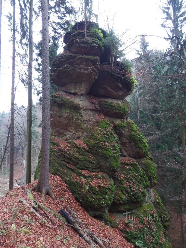 Torre de roca Baba