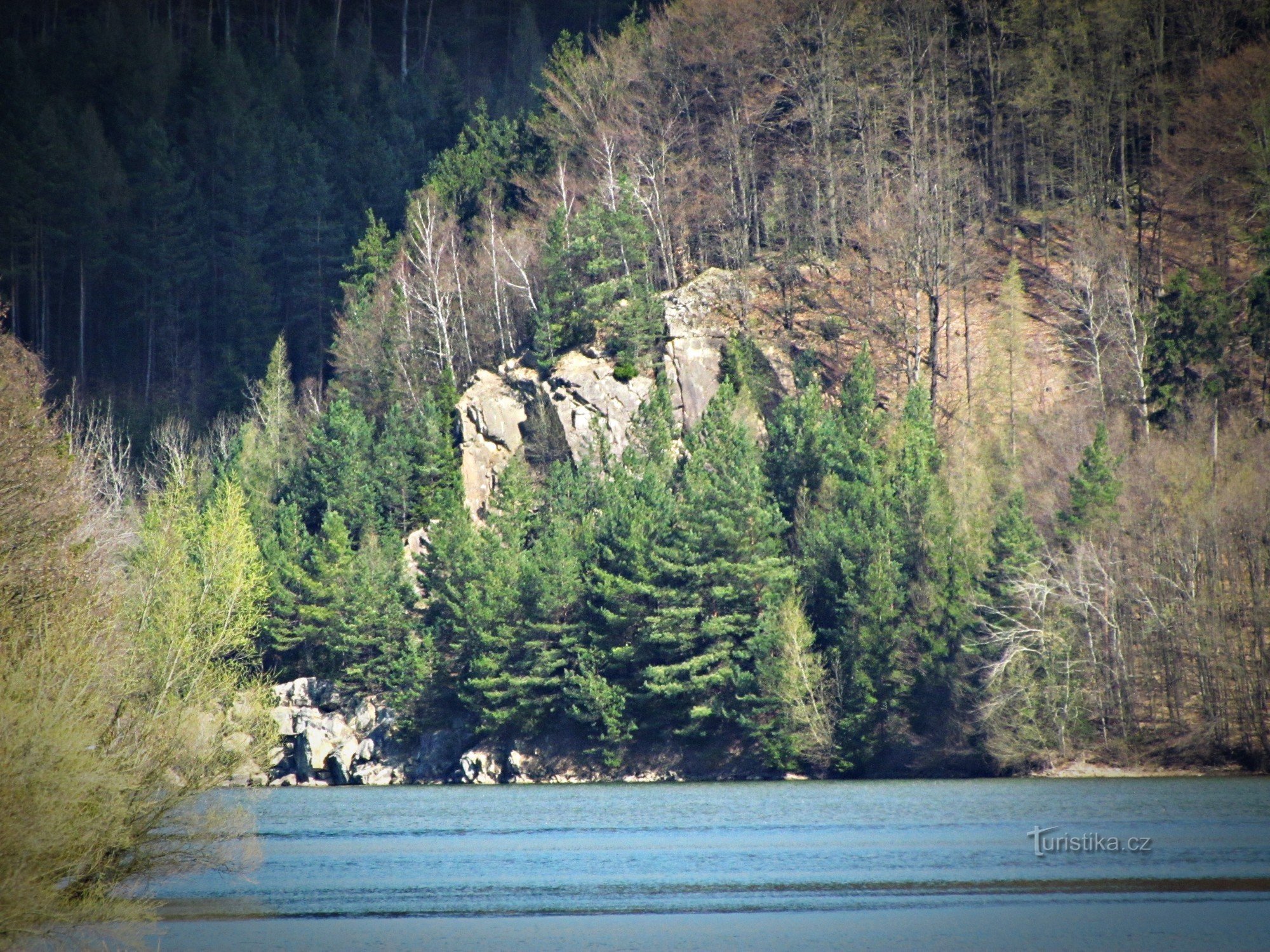 Slušovice 附近的 Janůvka 岩石