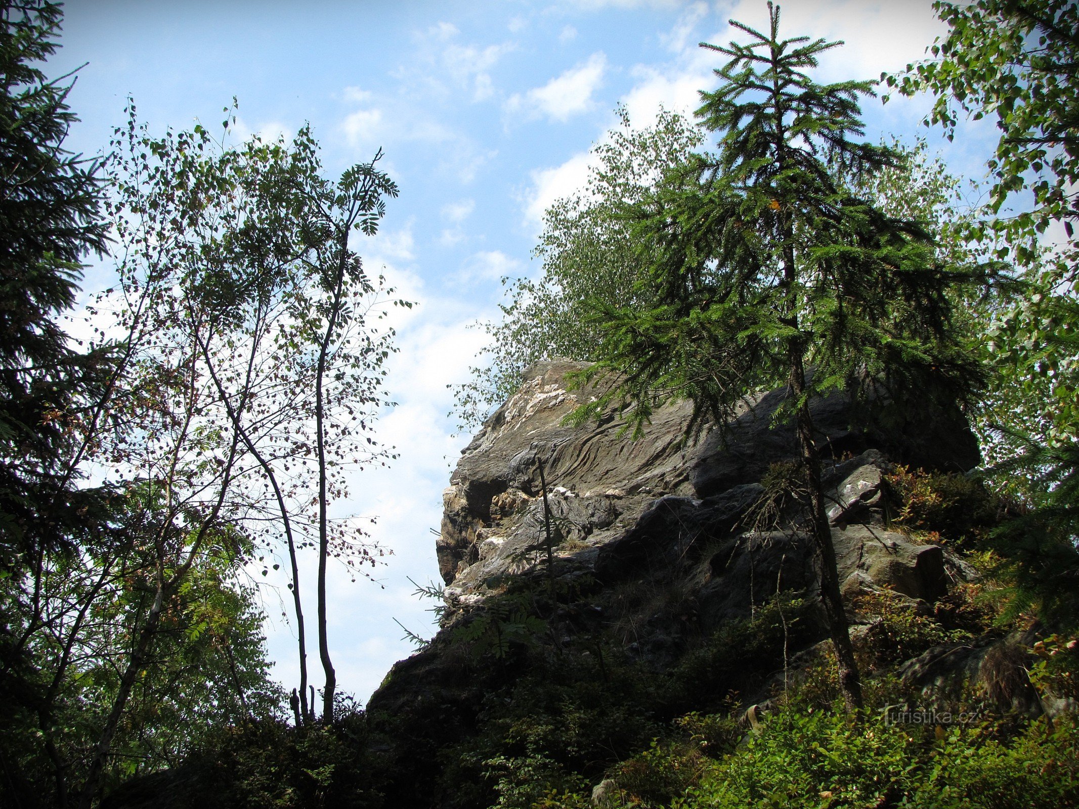 Les rochers de Krtince près de Skrítek