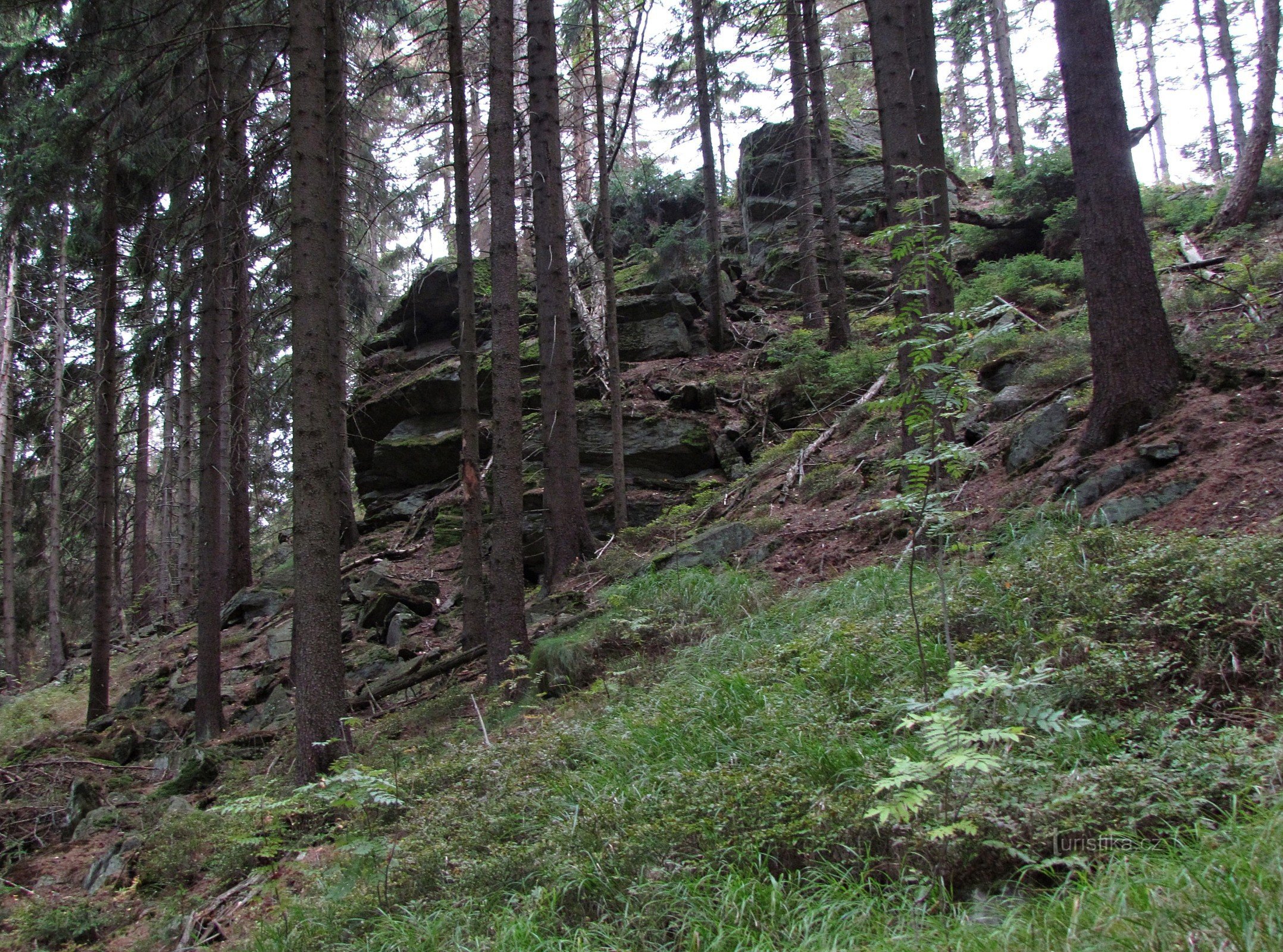 Felsen auf Suti oberhalb von Nova Vsí