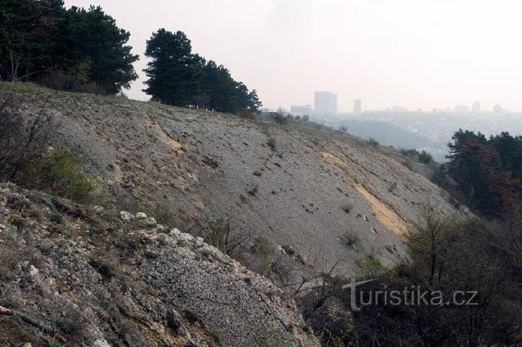 Felsen über Hlubočepy