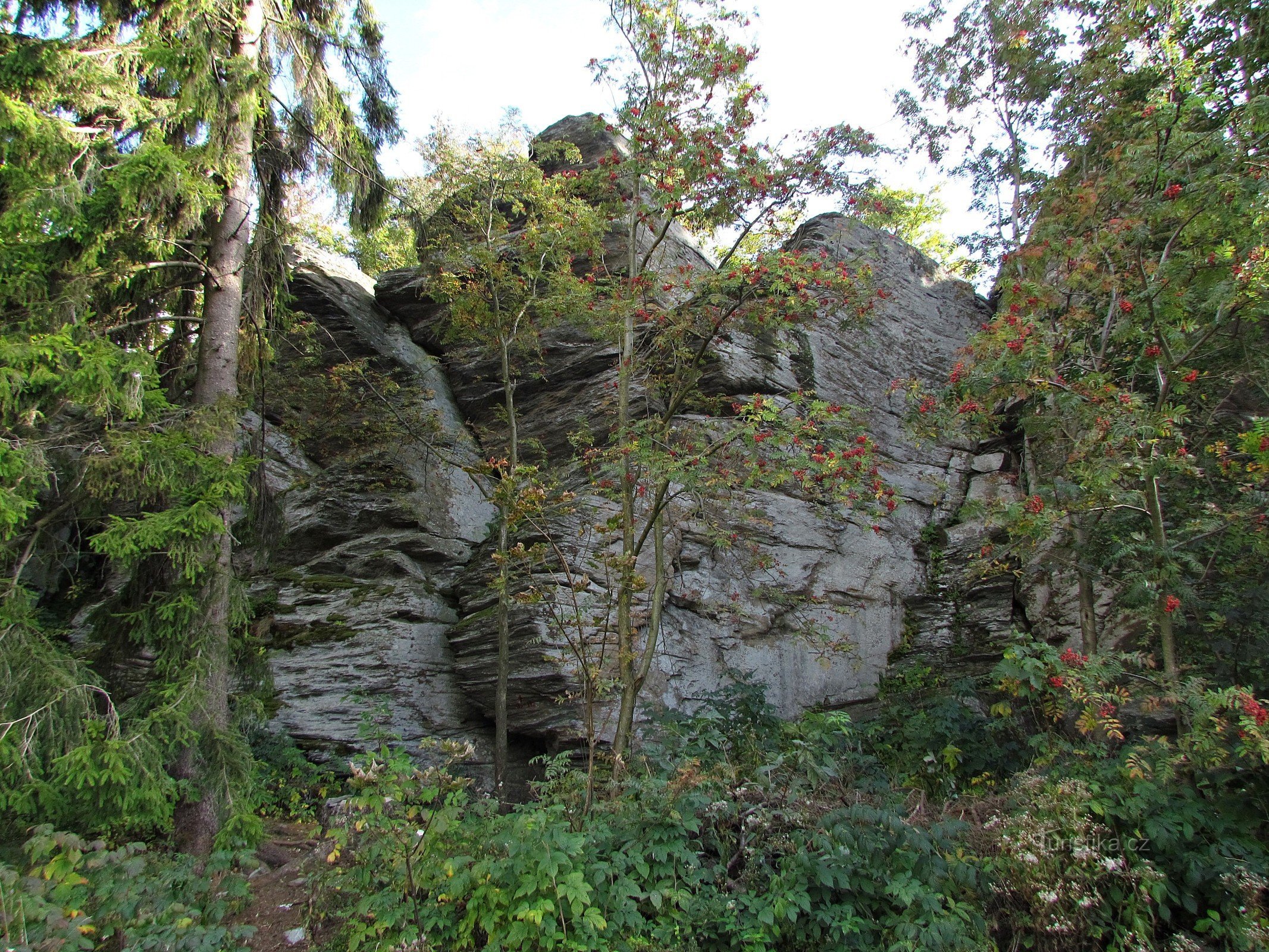 Dobřečov近くの岩