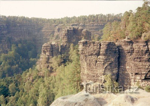 Rocas cerca de Pravčická brány