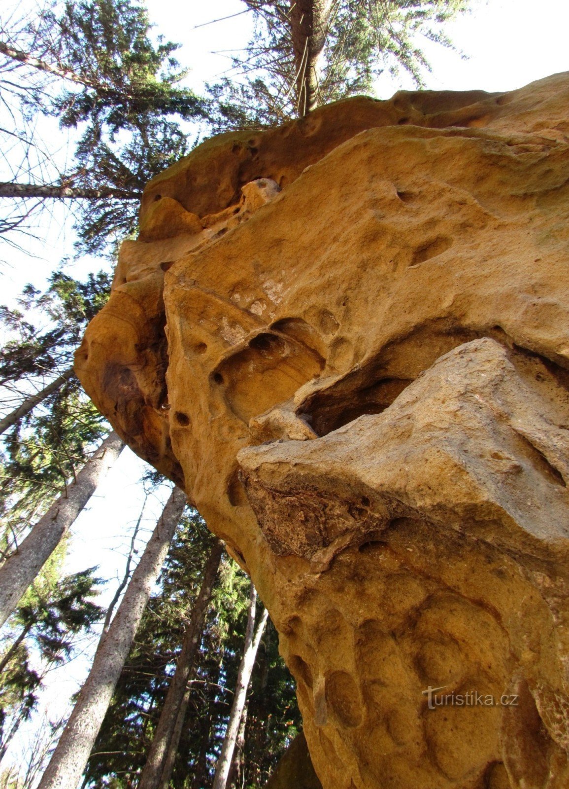 Rocas cerca de Provodov - Mlčačky