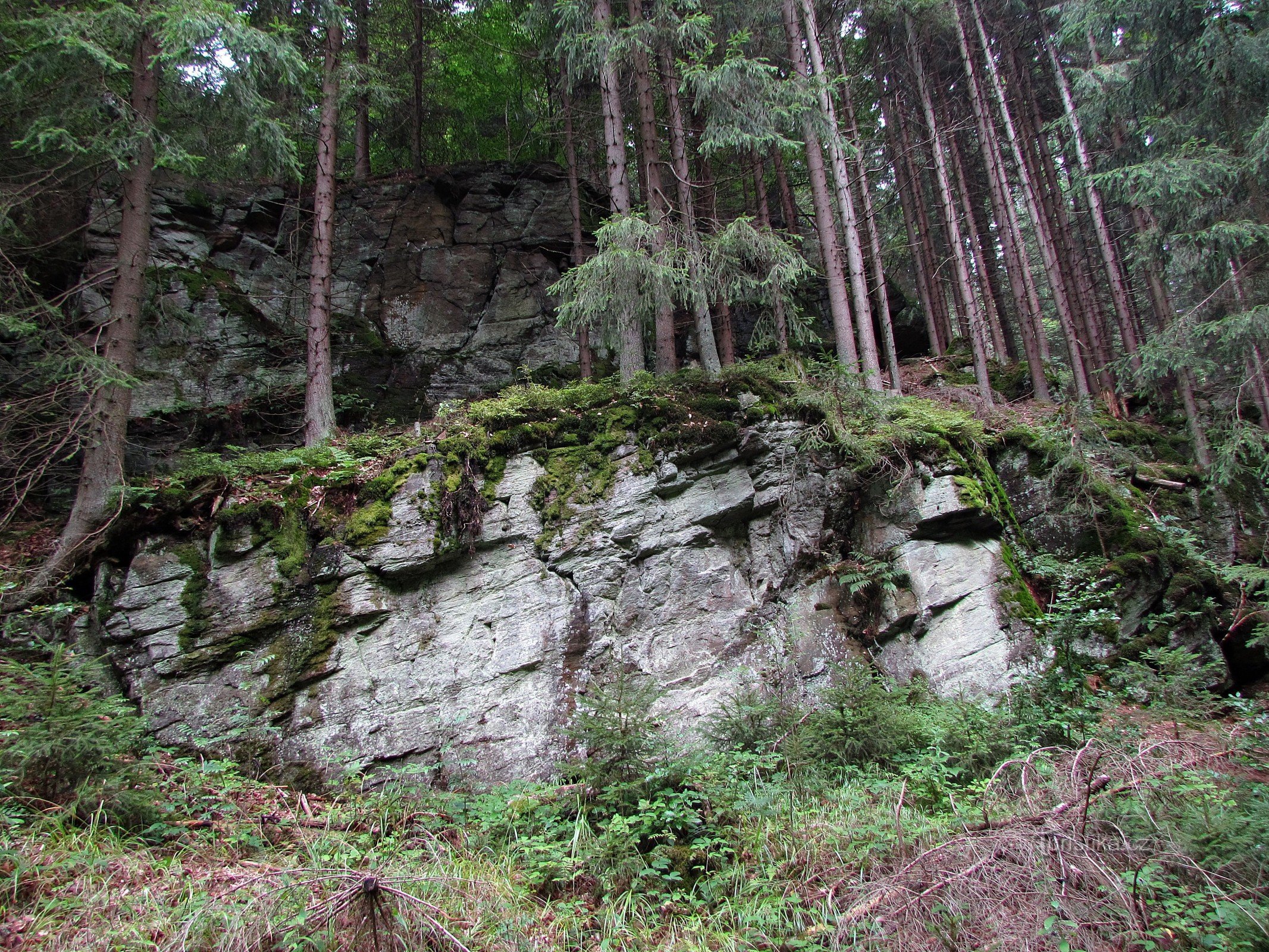 Rocas de la puerta de la tierra II.