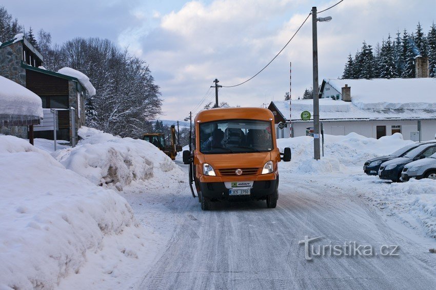 The ski bus