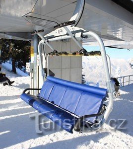 SKIPARK Červená Voda - assentos aquecidos do teleférico