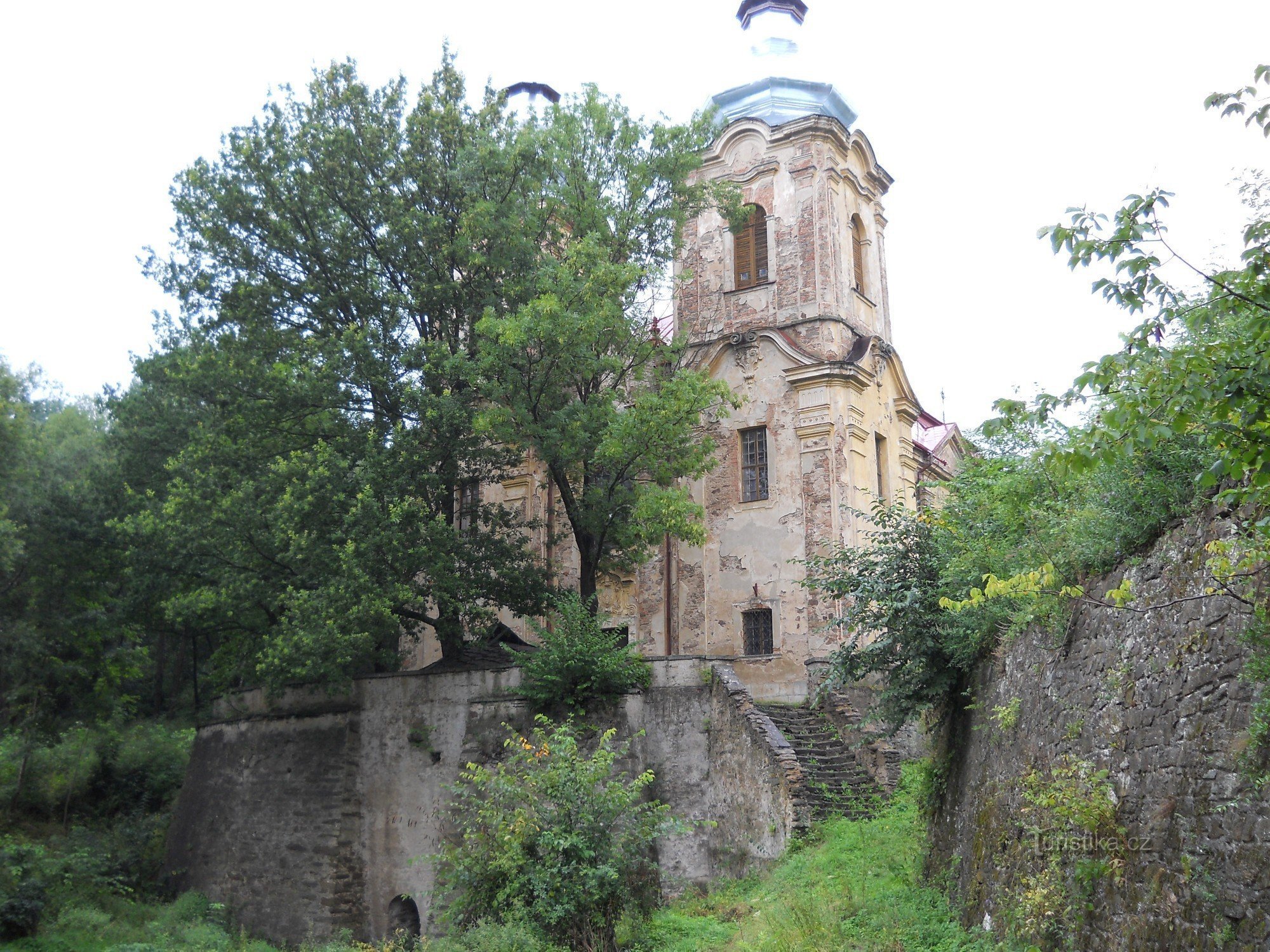 Skoky - Kirche der Heimsuchung der Jungfrau Maria