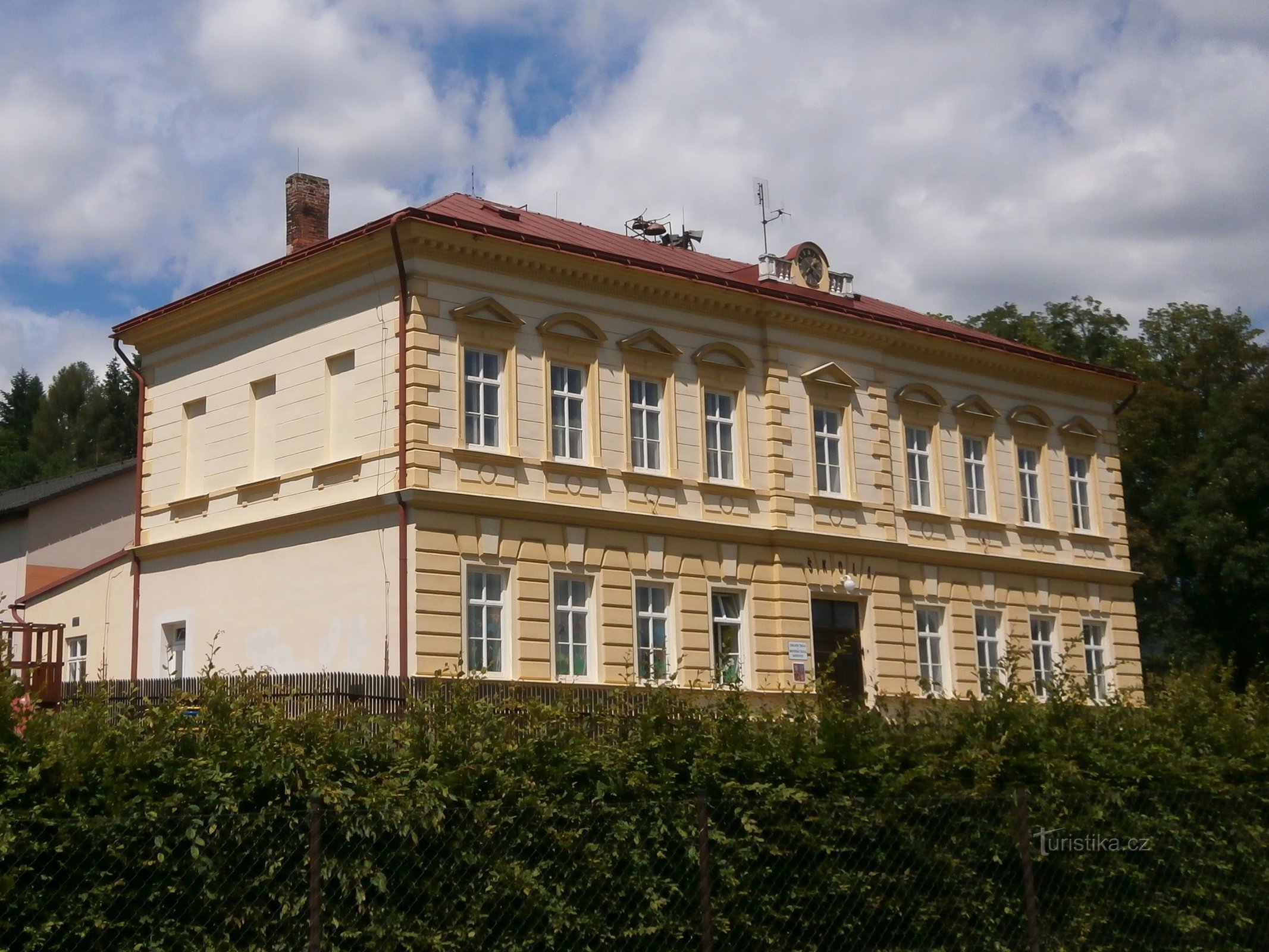 Skola (Batňovice, 3.7.2017 juli XNUMX)