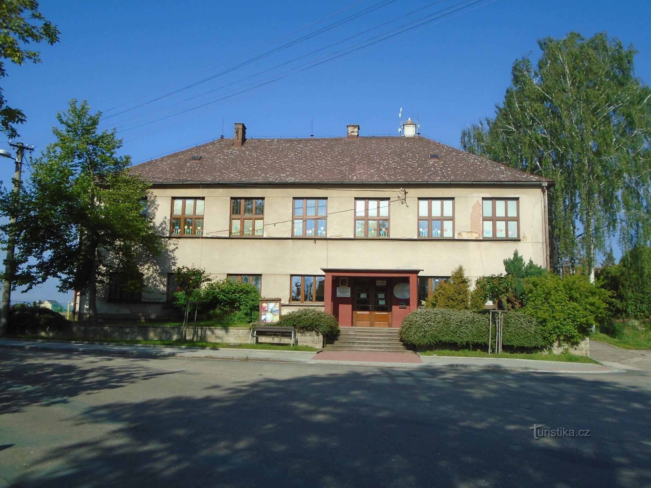 Iskola (Boharyné)