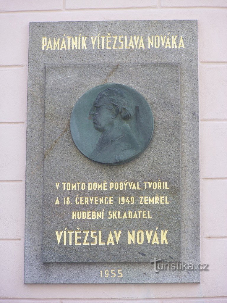 Skuteč - targa commemorativa di Vítězslav Novák