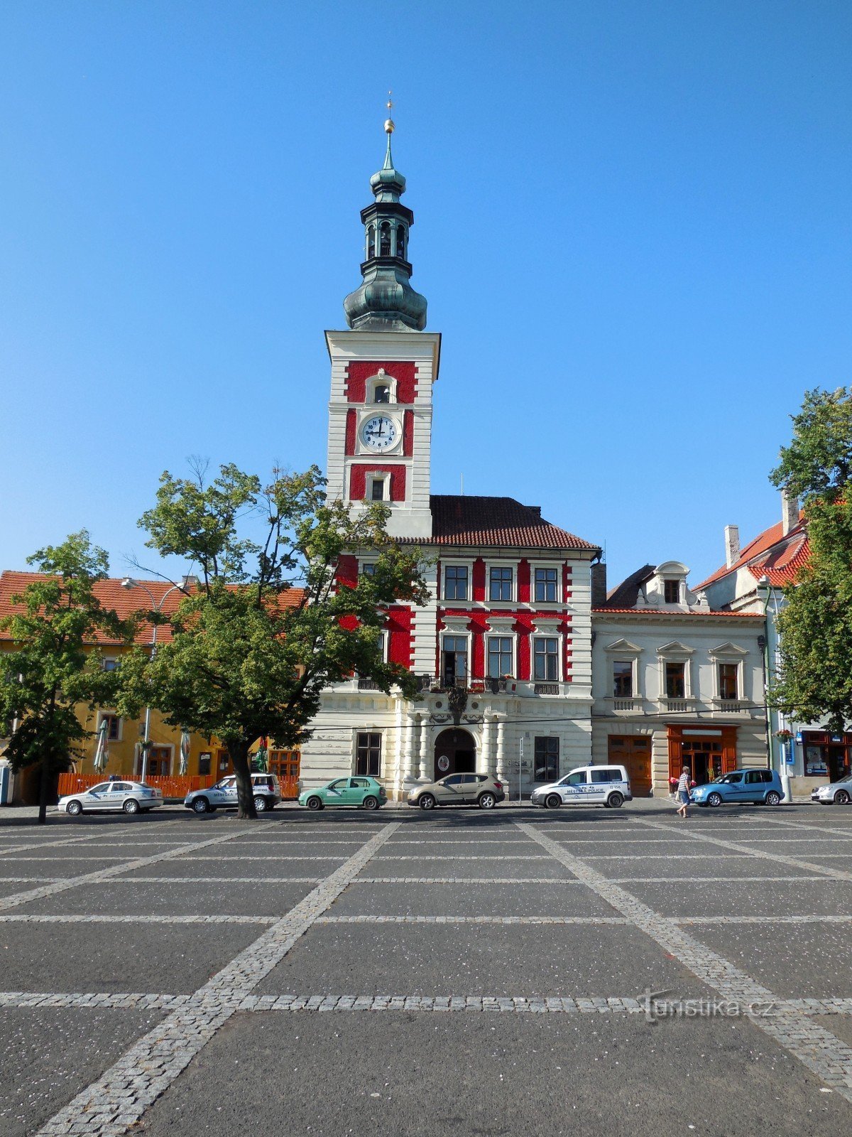 Slaný - Kaupungintalo, Masarykov-aukio