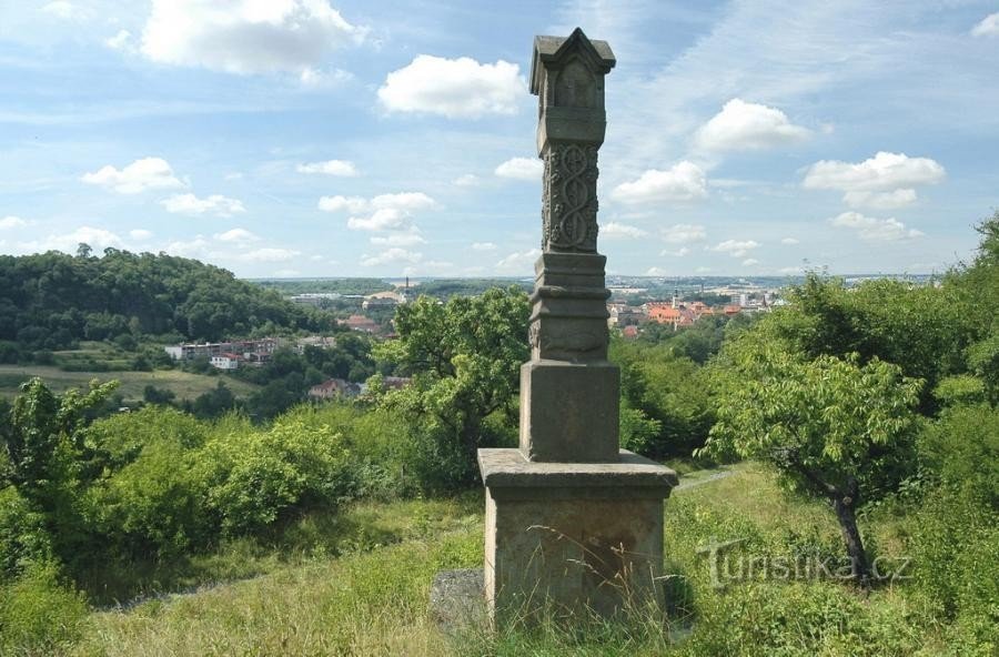 Slaný - Säule der Winzer und Fischer