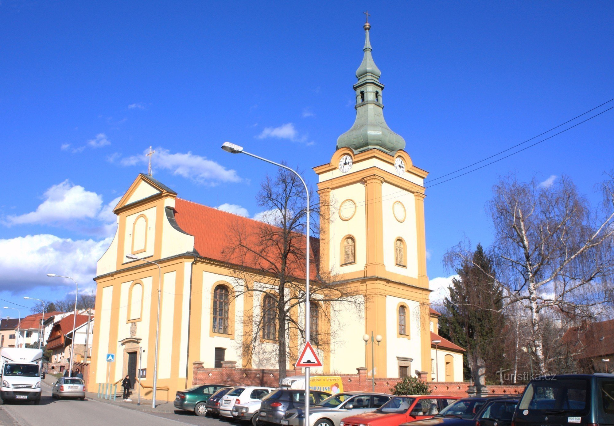 Šlapanice - kostel Nanebevzetí Panny Marie