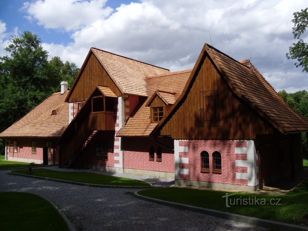 Slatiňany Musée interactif de l'ancien corbeau kladrubien Švýcárn