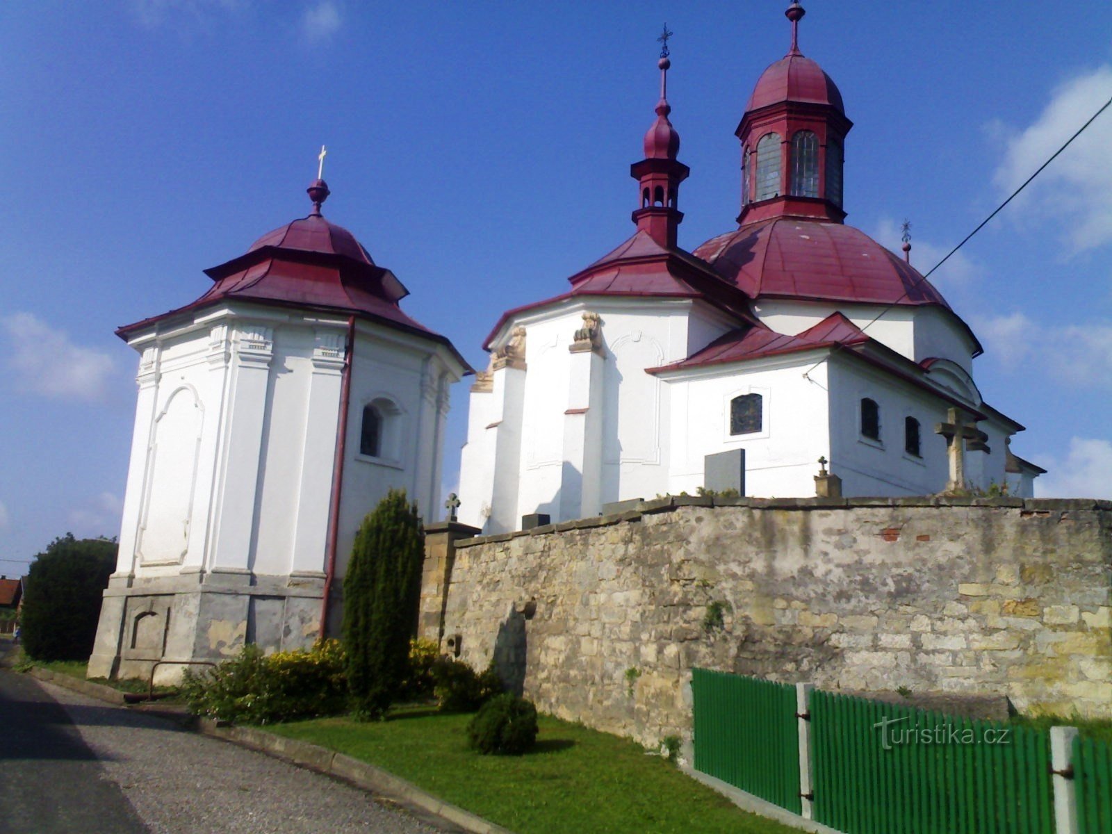 Slatiny - Kirche der Himmelfahrt der Jungfrau Maria