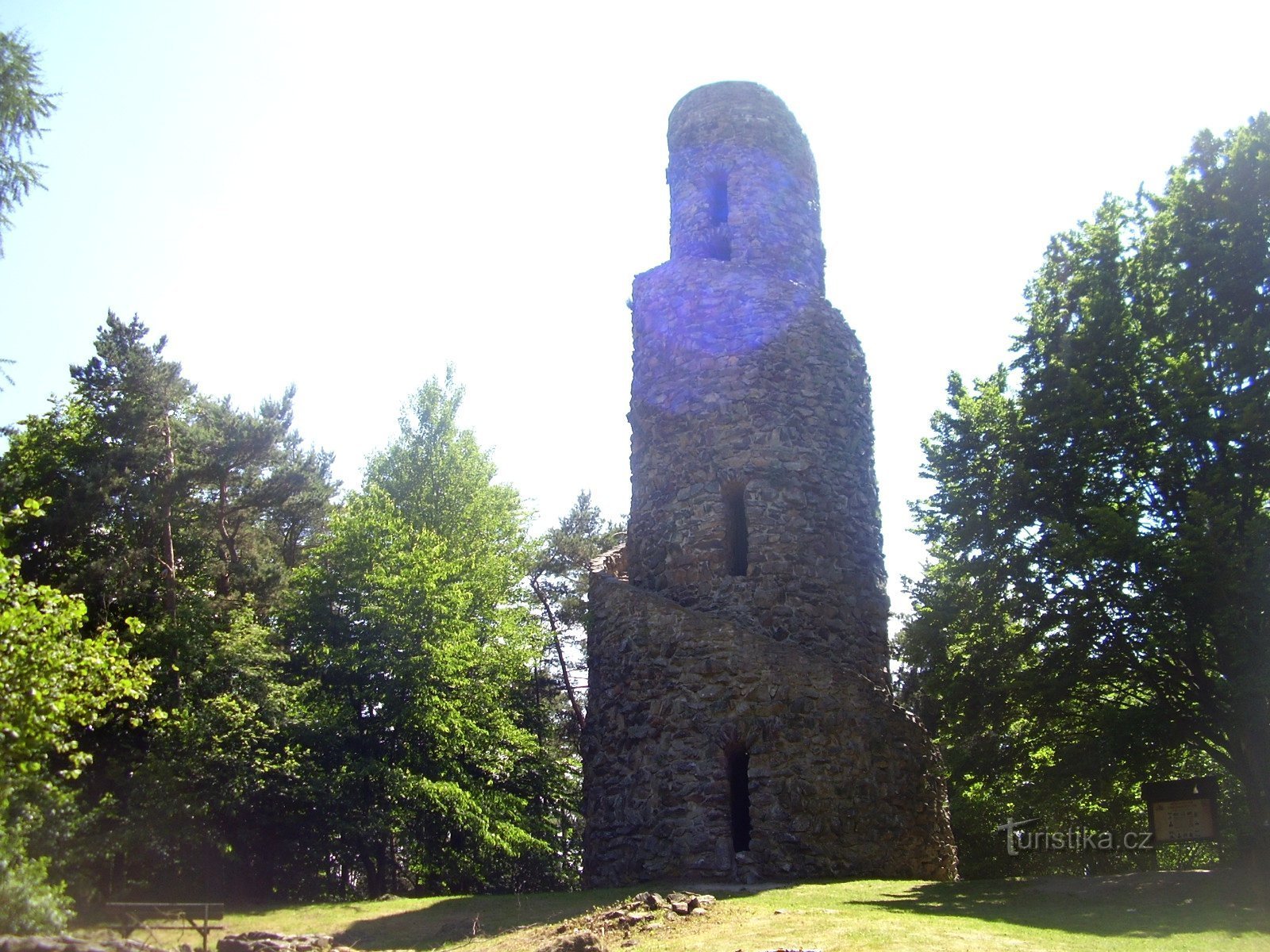 Slavkovský les: Aussichtsturm Schön