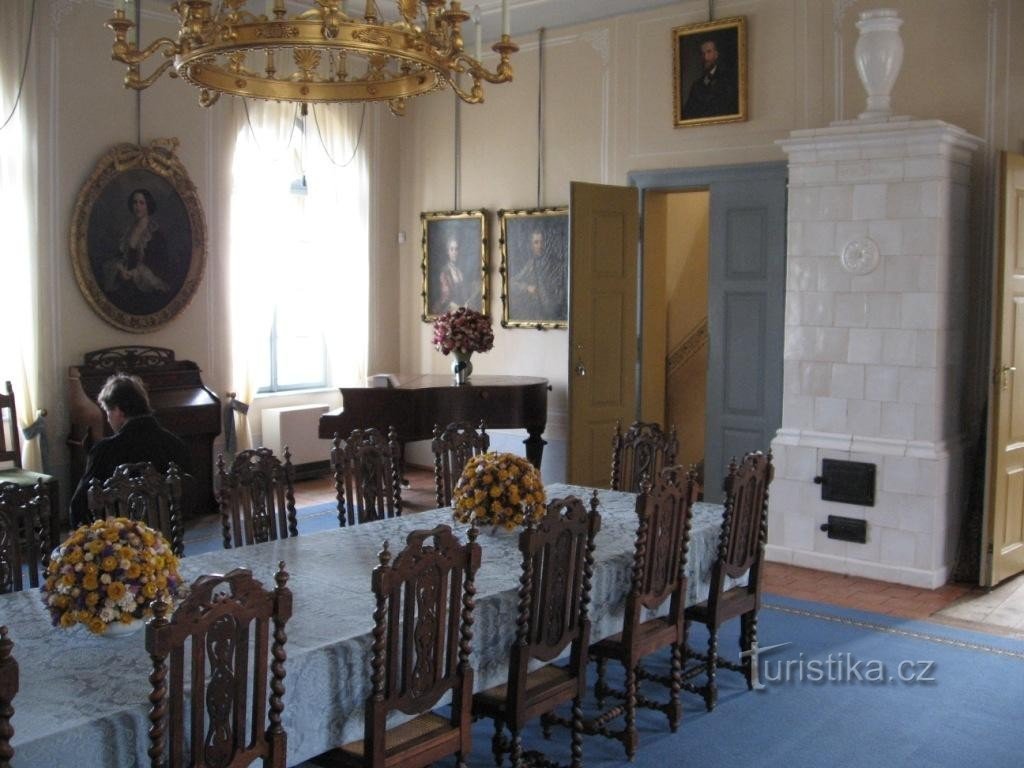 ceremonial hall at Valdštejn Castle