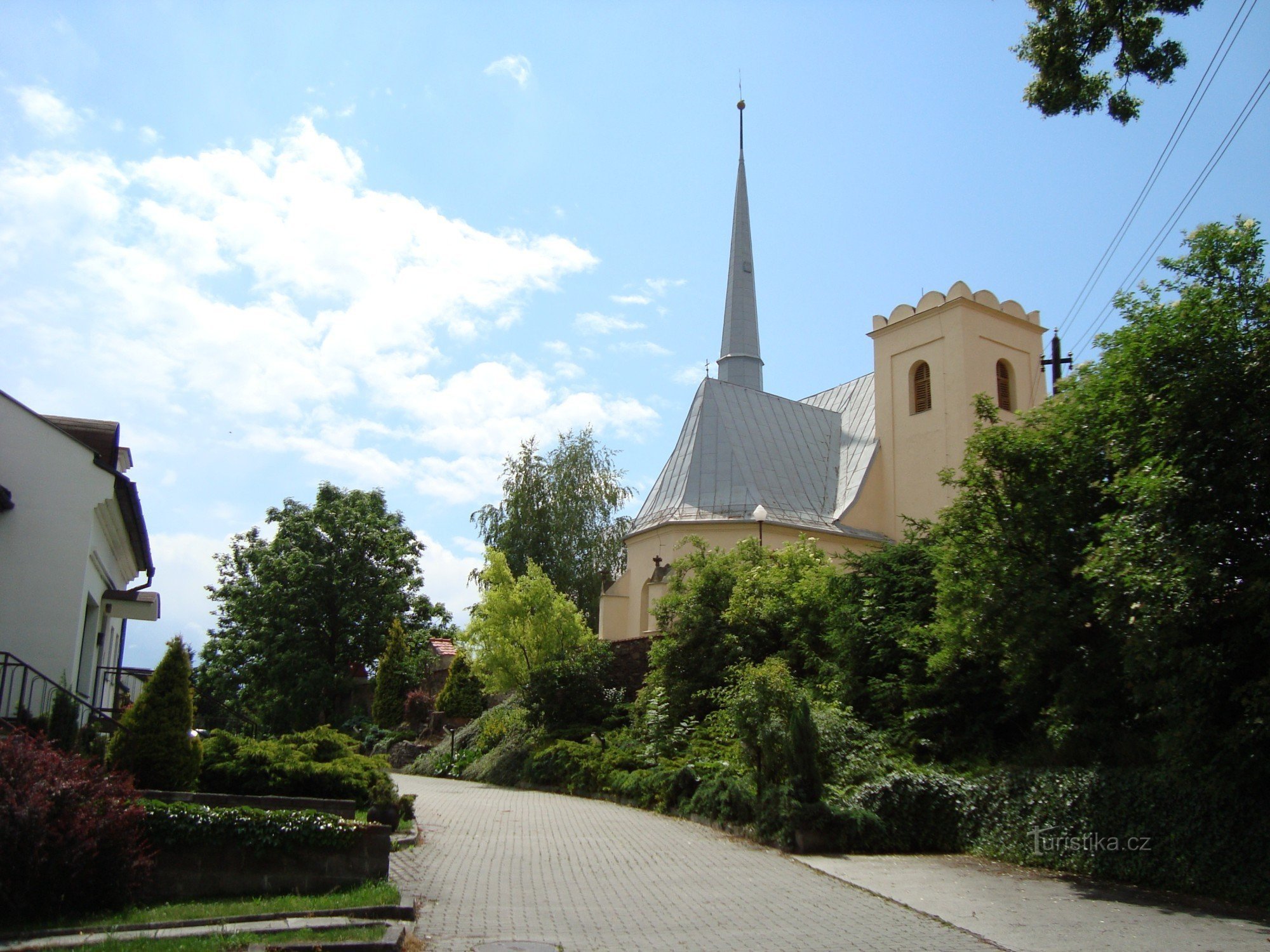 Slavonín - St. Andrew sognekirke - Foto: Ulrych Mir.