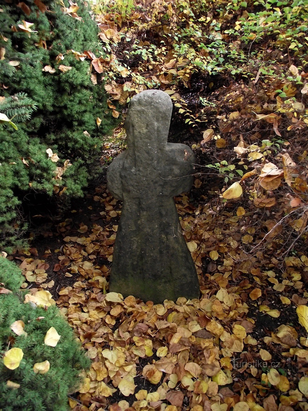 Slavonín (OL) – Cruz de la Reconciliación