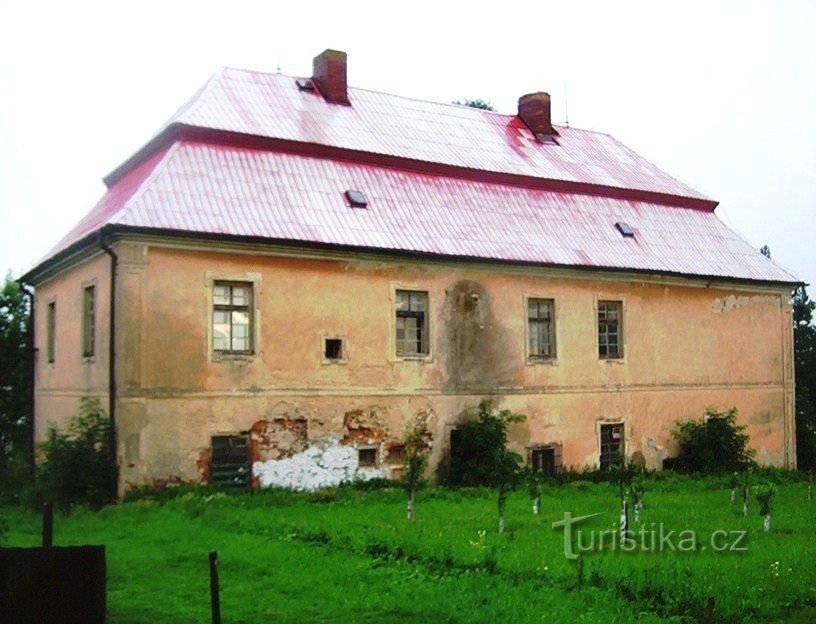 Slezské Pavlovice-castle-norte fachada-Foto: Ulrych Mir.