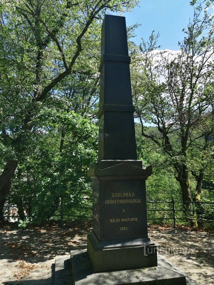 Coluna de húngaros agradecidos - Karlovy Vary
