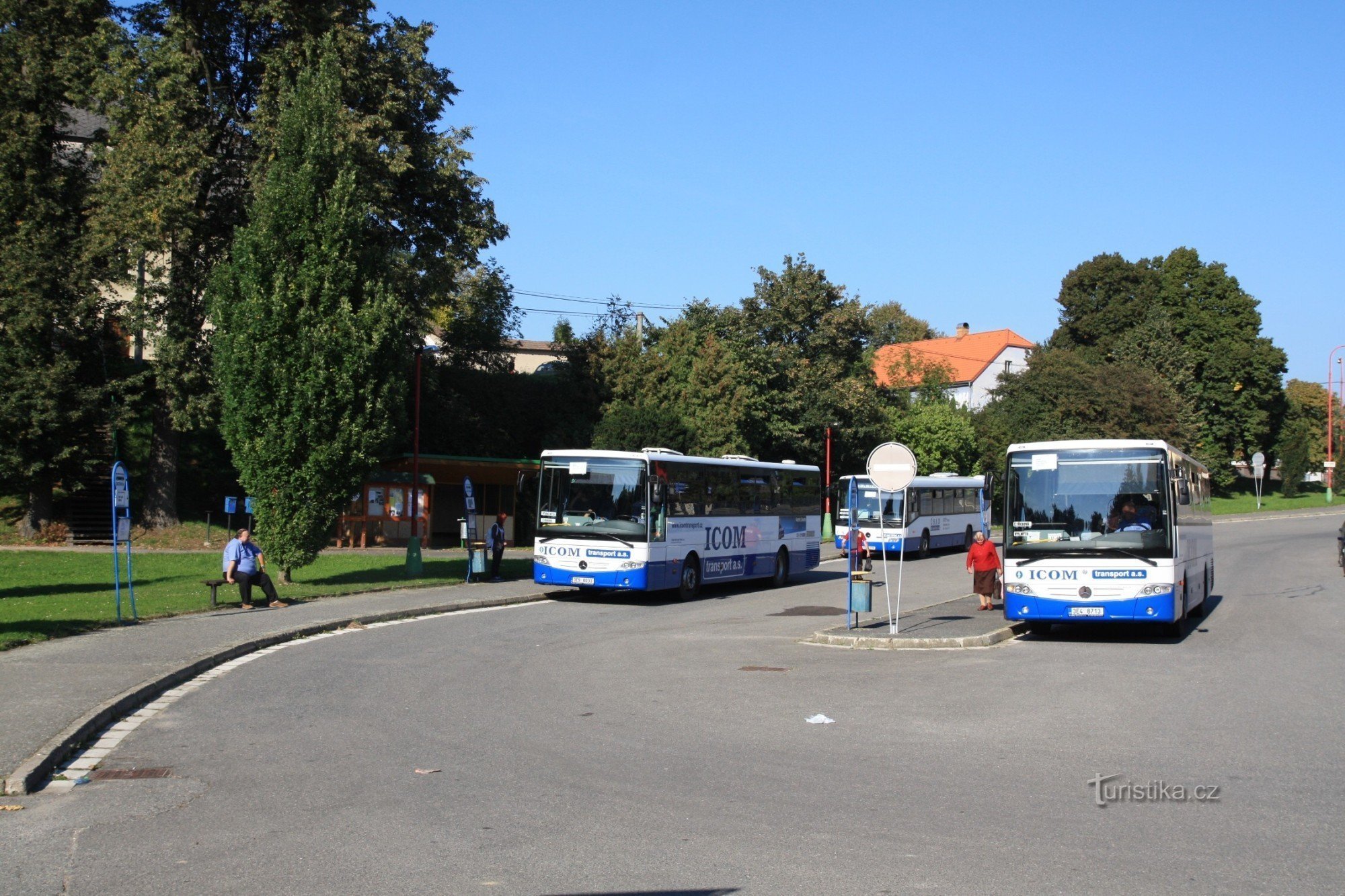 Sloupnice - stație de autobuz