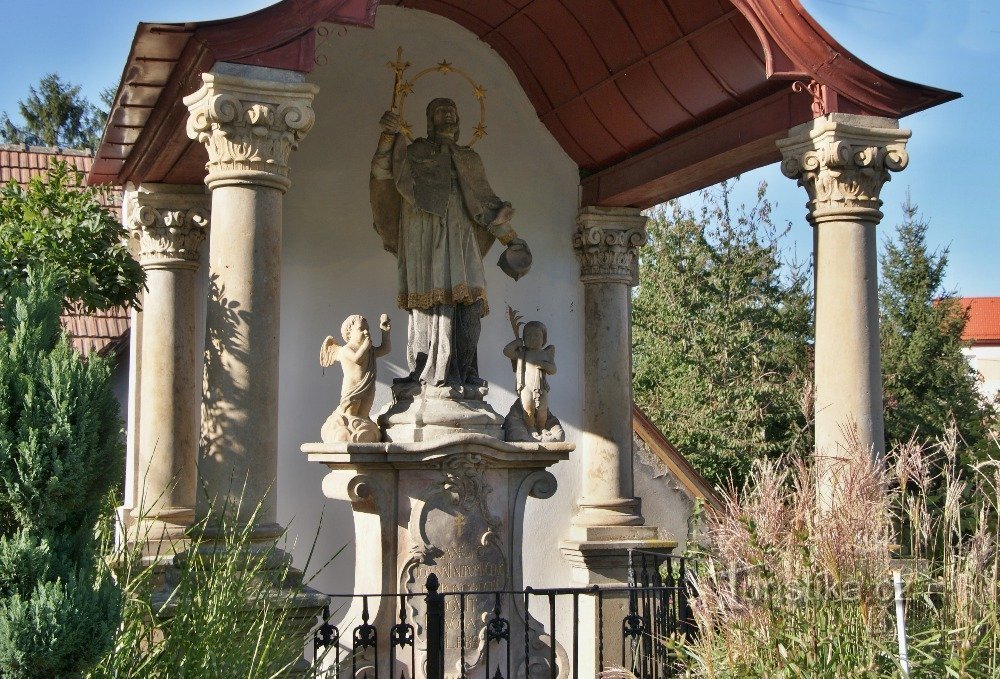 Columns - Chapel of St. Jan Nepomucký