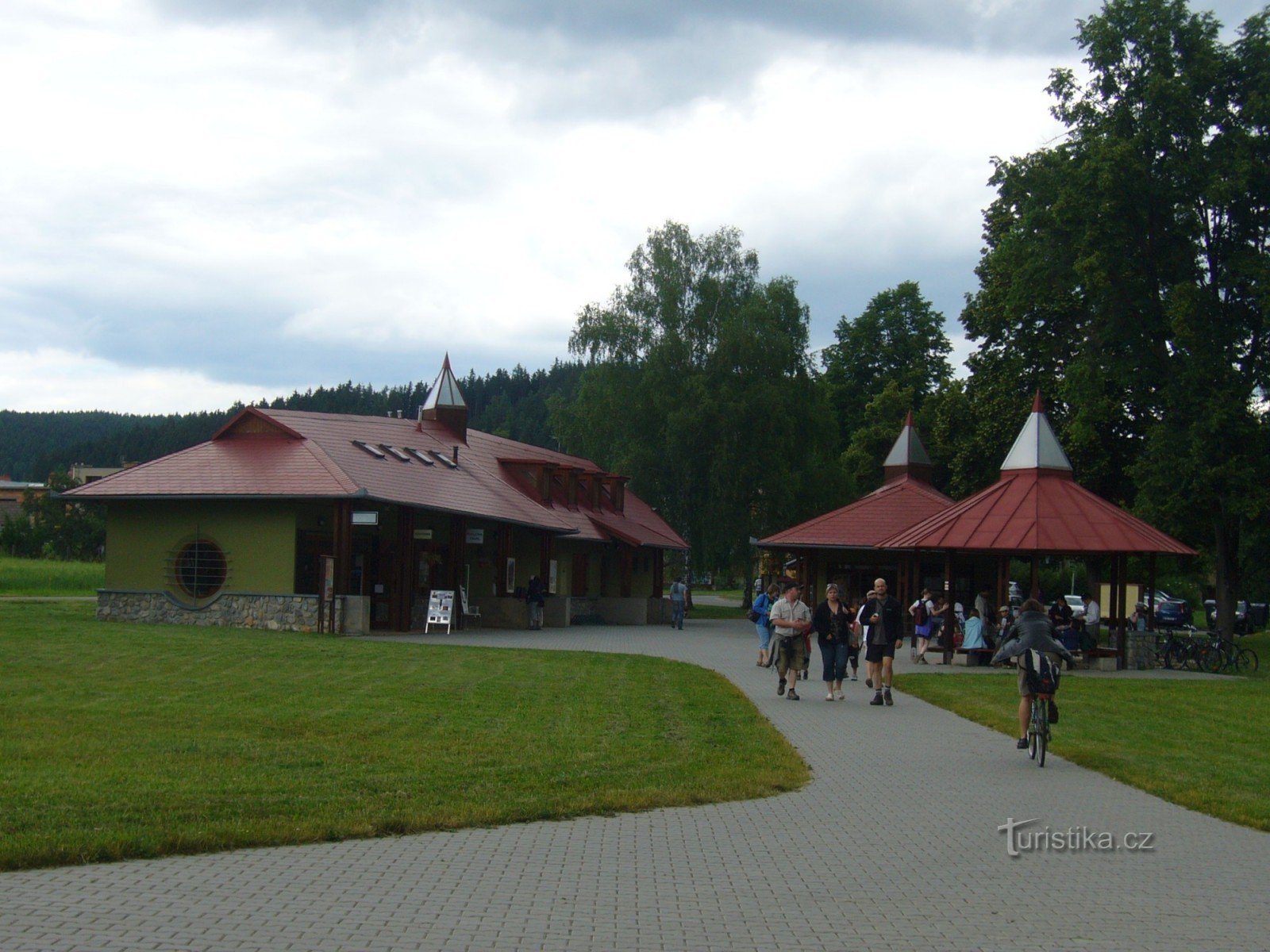 Sloupsko-Šošůvské洞窟 - 切符売り場のある複合施設
