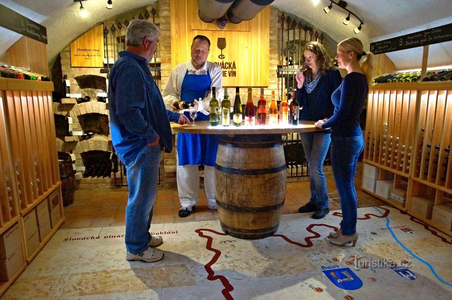 Slovakiska vingalleriet - Kyjov Town Hall Cellar