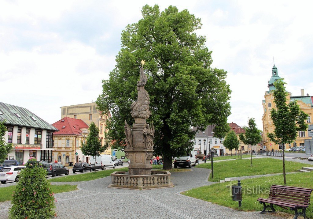 Šluknov, colonne de la Sainte Trinité