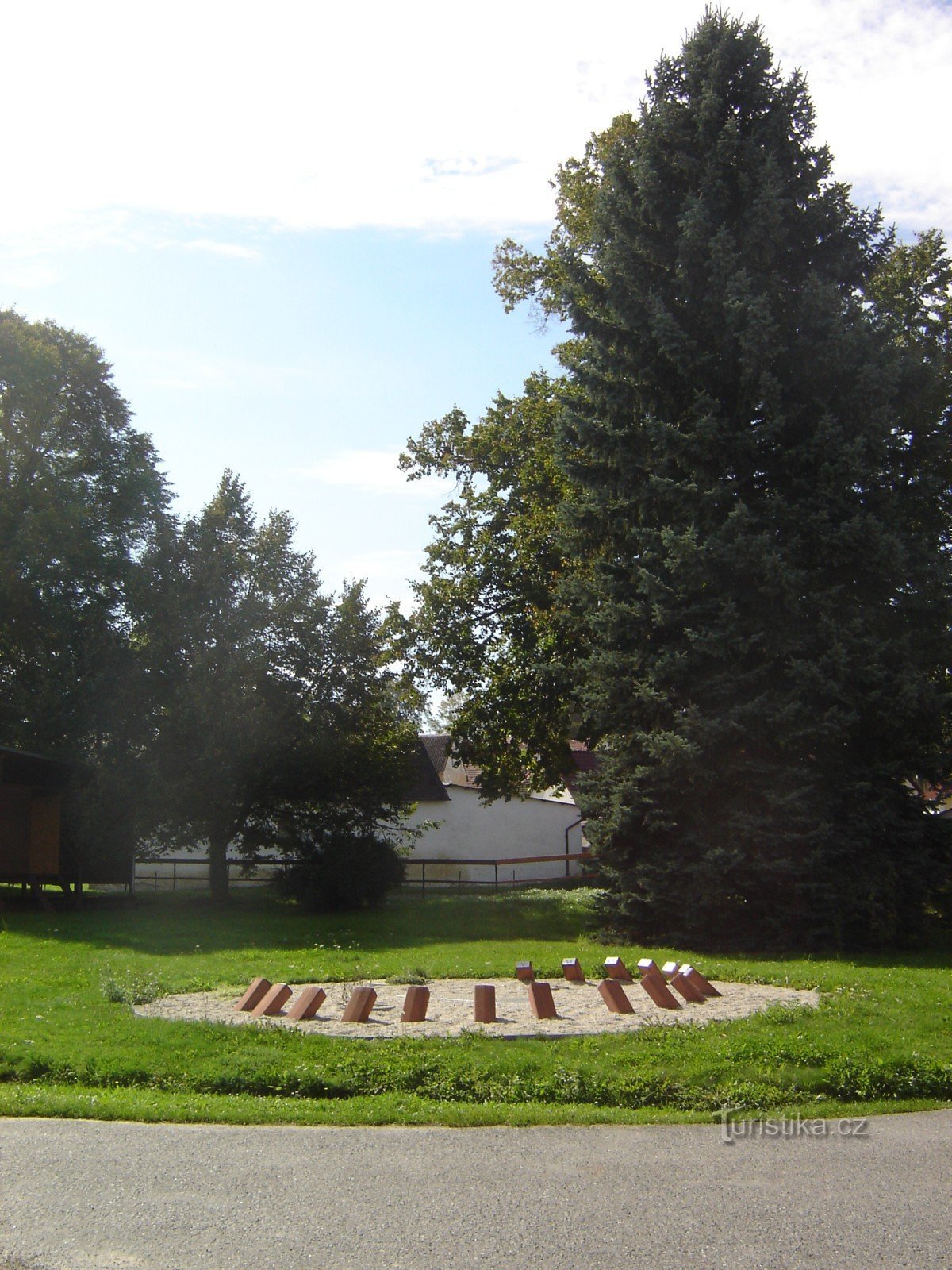 meridiana nel villaggio di Radětice