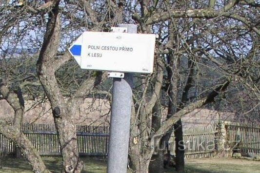 Signpost to Okrouhnílík