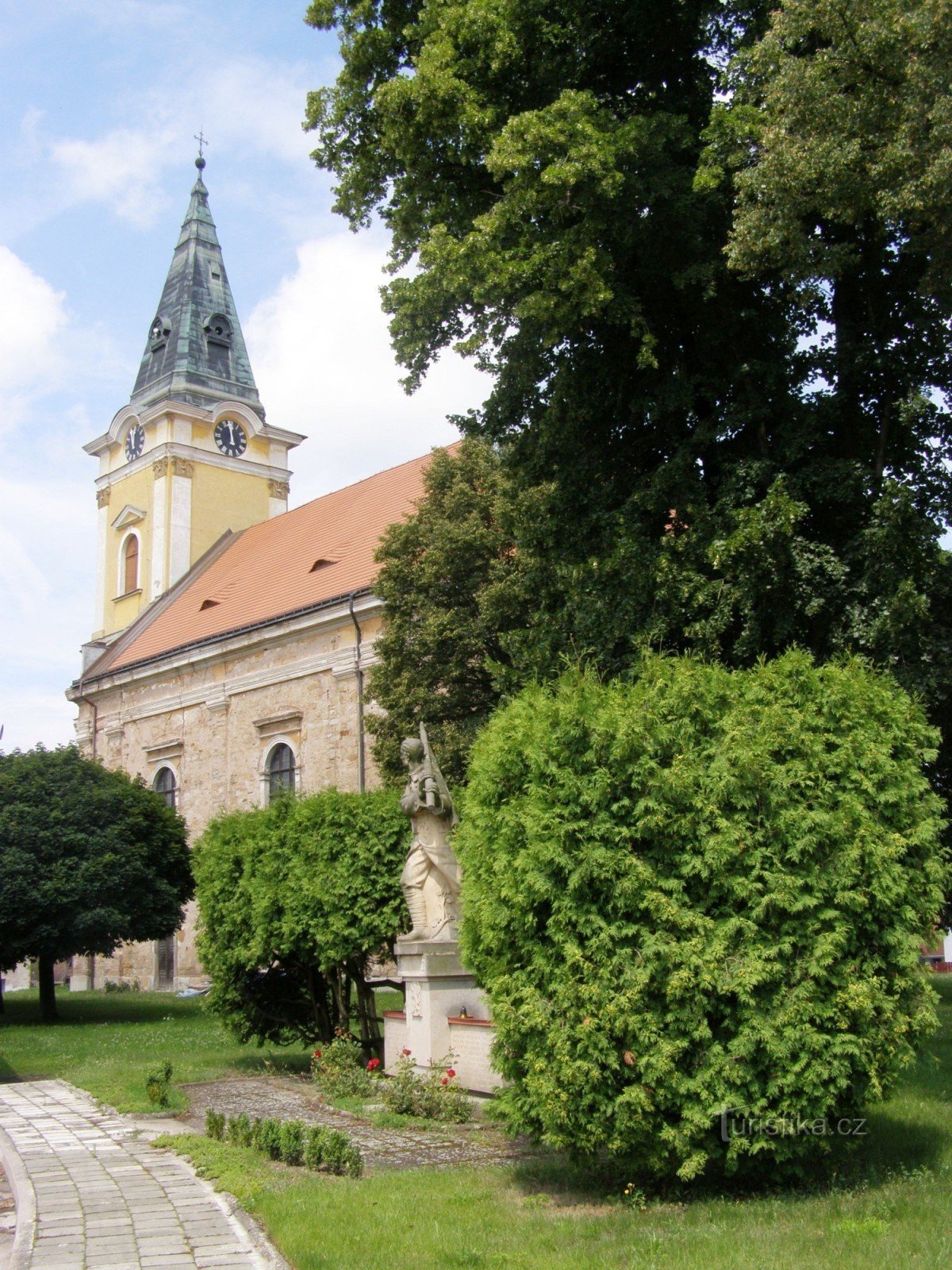 Smidary - iglesia de St. Estanislava