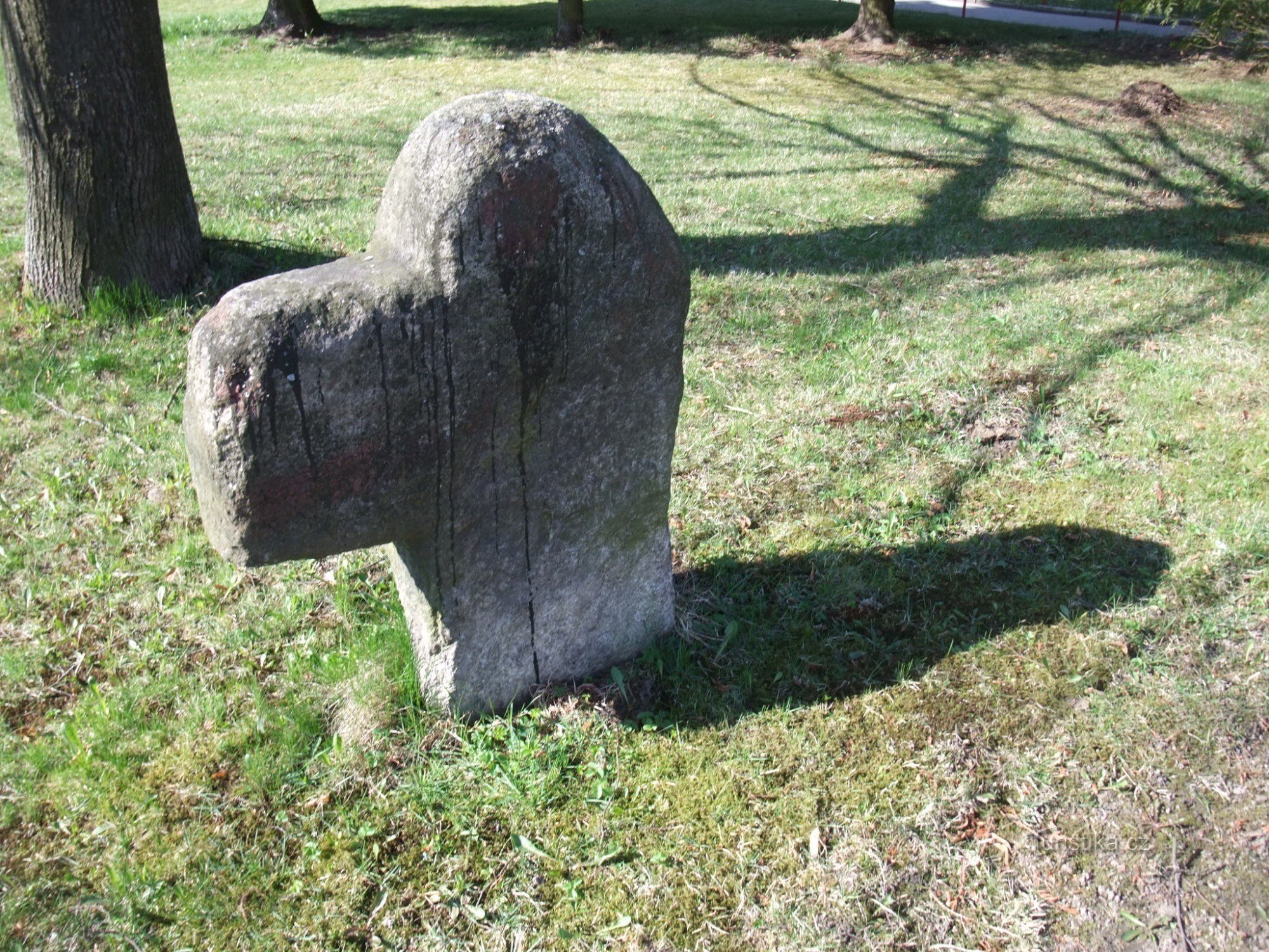 Peace Cross 1, Ash