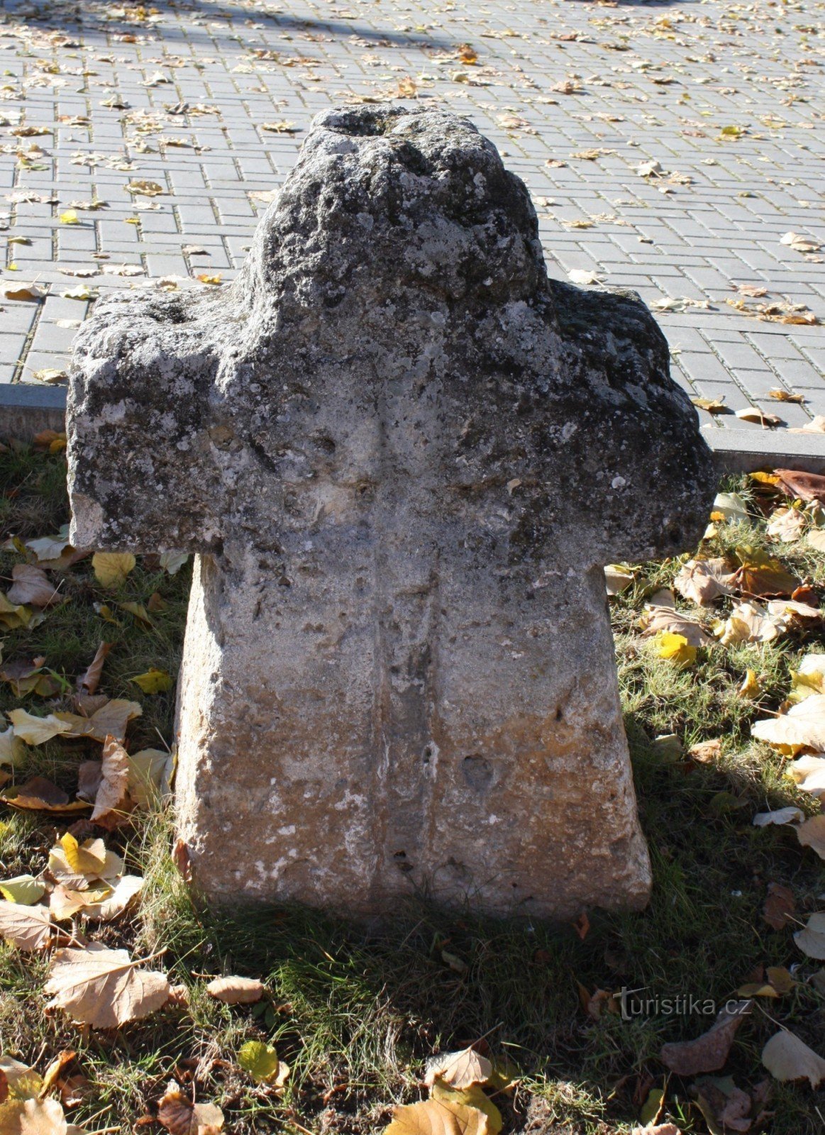 Croix de réconciliation à Morice